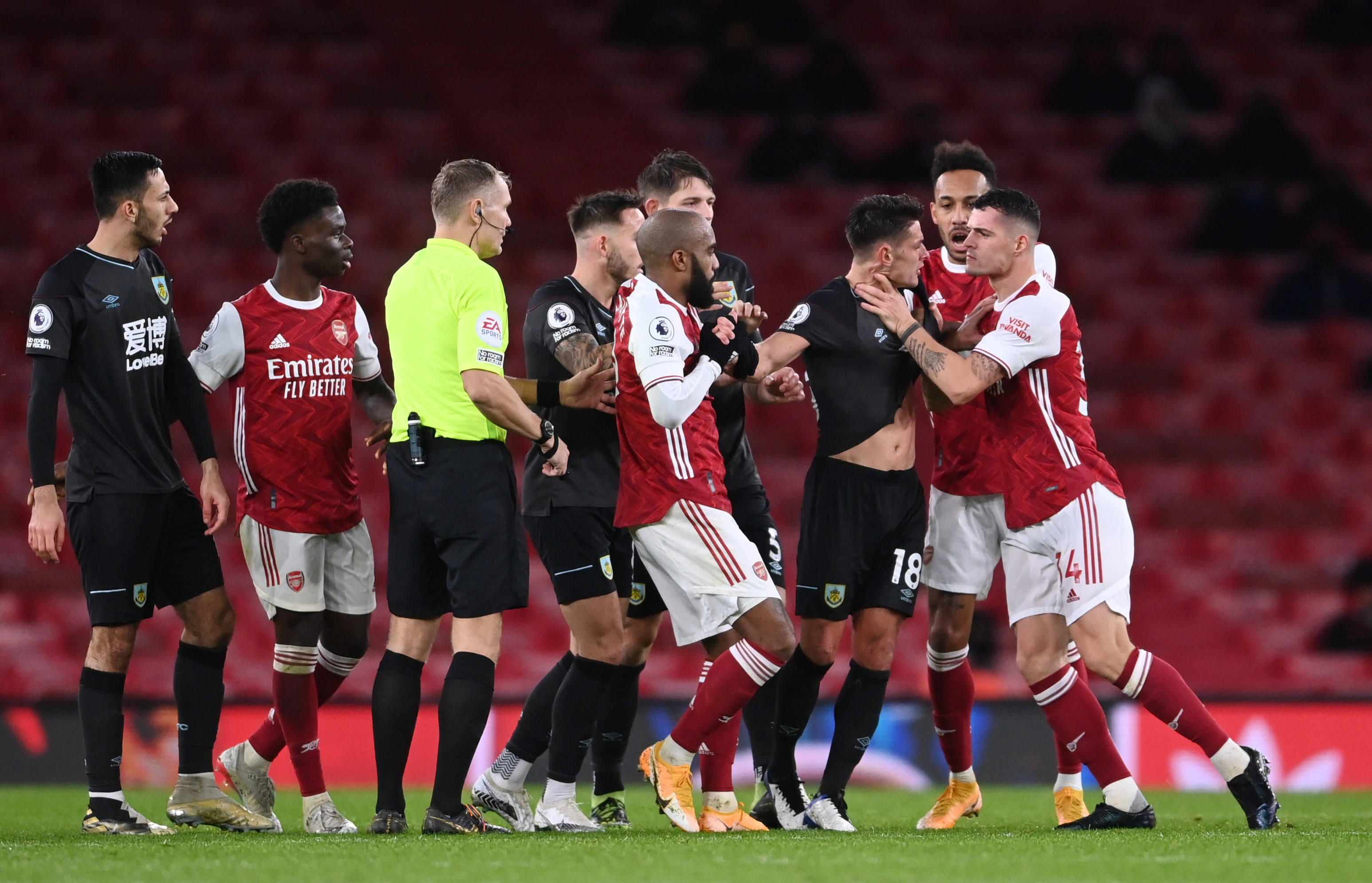 不仅帮助球 不仅帮助球